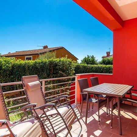 Rona Apartment Denis Умаг Экстерьер фото