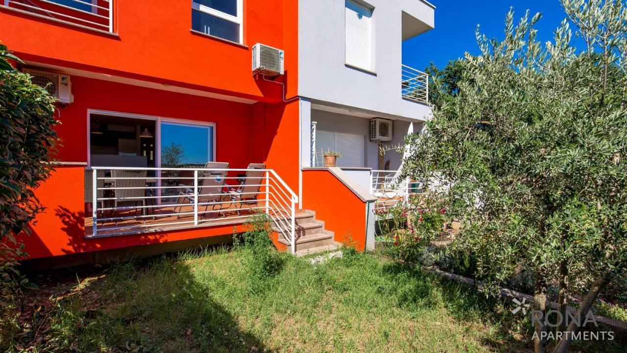 Rona Apartment Denis Умаг Экстерьер фото